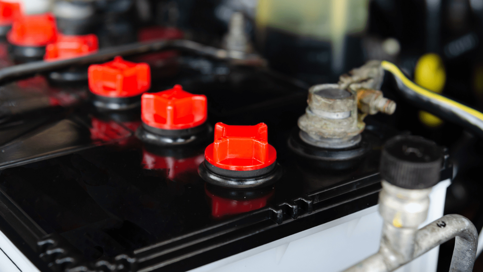 バッテリー上がったときに使うジャンプスターターとは？使い方や3つのおすすめ充電器をご紹介！ 愛知県・名古屋市でバッテリー上がりの修理なら